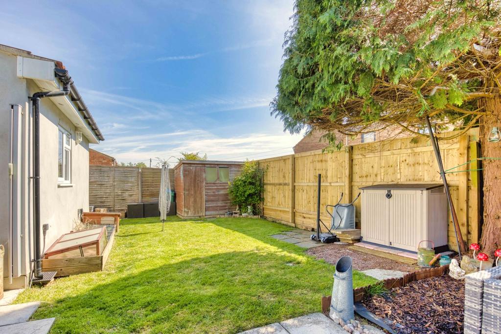 Ewemove Taunton - Elms Estate (29)