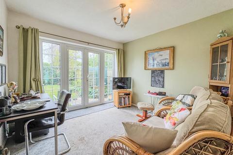 4 bedroom semi-detached house for sale, Tithe Close, Gazeley