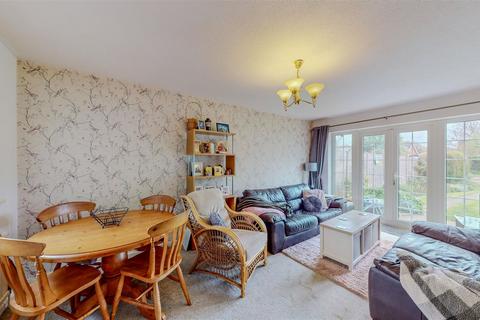 undefined, Tithe Close, Gazeley