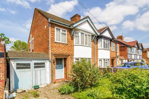 143 Thorndon Gardens, Epsom, KT19 0QE