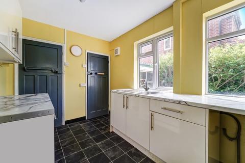 143 Thorndon Gardens, Epsom, KT19 0QE