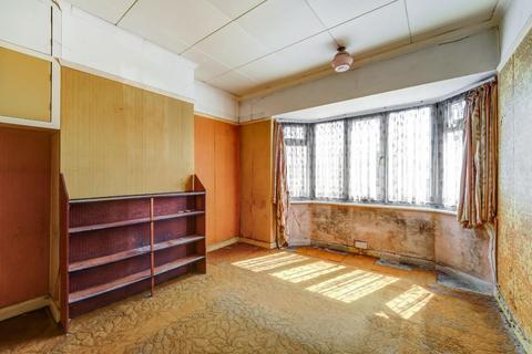 143 Thorndon Gardens, Epsom, KT19 0QE