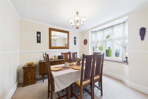undefined, Russell Road, Surrey GU21