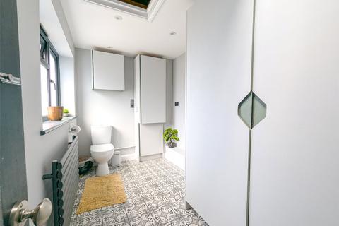 10 Counterpool Road, Bristol, BS15 8DQ