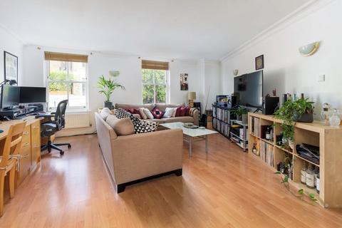 3 bedroom flat for sale, Falmouth Road, London SE1
