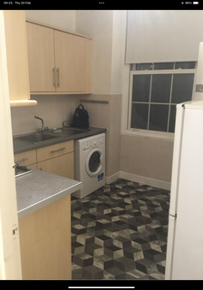 1 bedroom flat to rent, Flat 456 Devon Mansions,Jamaica Road ,London., London, SE1
