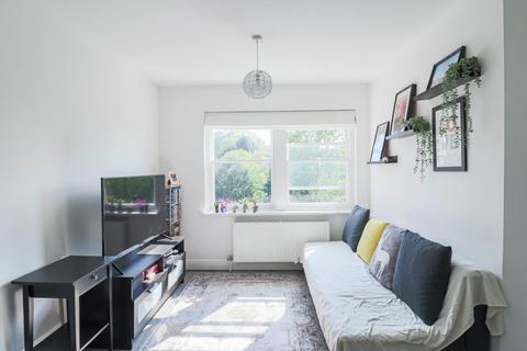 undefined, Royal Crescent, Great First Time Buyers Apartment