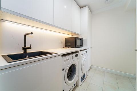 3 bedroom semi-detached house for sale, Main Drive, Iver SL0