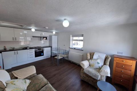 1 bedroom apartment to rent, Westhill Place