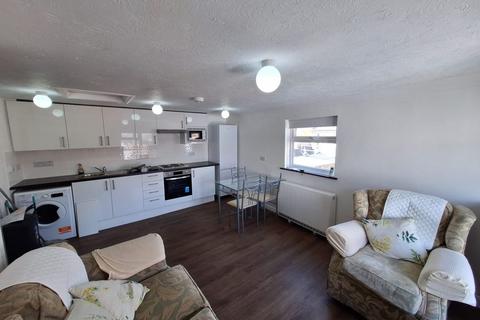 1 bedroom apartment to rent, Westhill Place