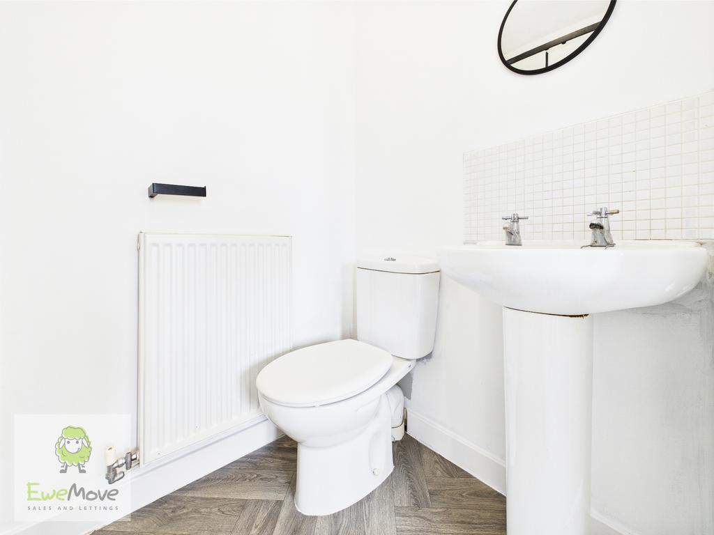 Ensuite Shower Room