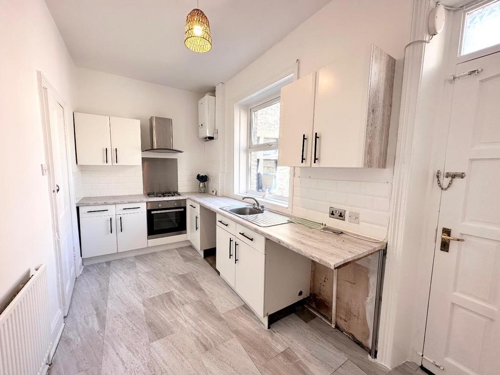 Dining kitchen