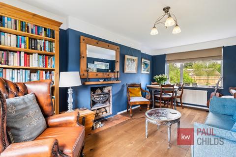 3 The Close, Woodcote, Reading, RG8 0SB