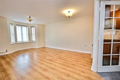 4 Armstrong House Bridgwater Close, Harnham, Salisbury, SP2 8PE