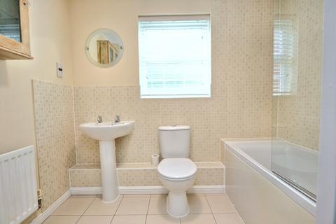 4 Armstrong House Bridgwater Close, Harnham, Salisbury, SP2 8PE