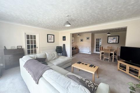 3 bedroom semi-detached house for sale, Arnwood Avenue, Dibden Purlieu, SO45