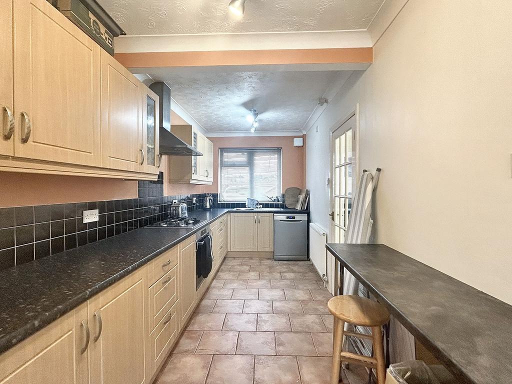 Kitchen/utility