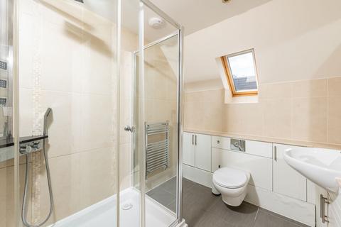 Flat 10 Little Orchard Place, Esher, KT10 9PP
