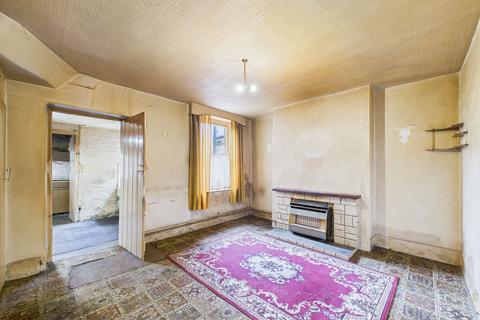 2 bedroom end of terrace house for sale, Albert Road, Abergavenny, NP7