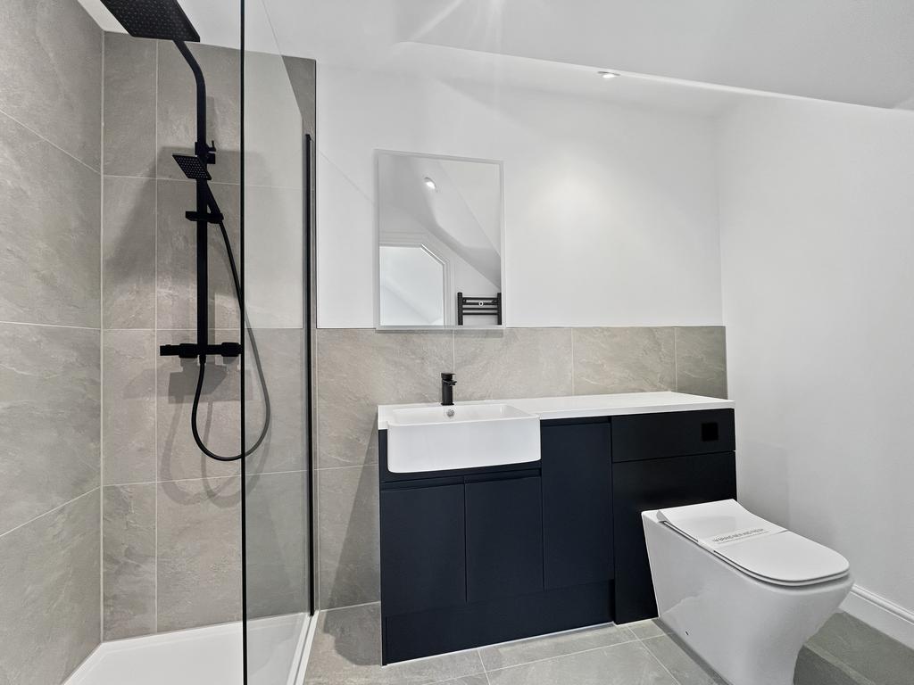 En Suite Shower Room