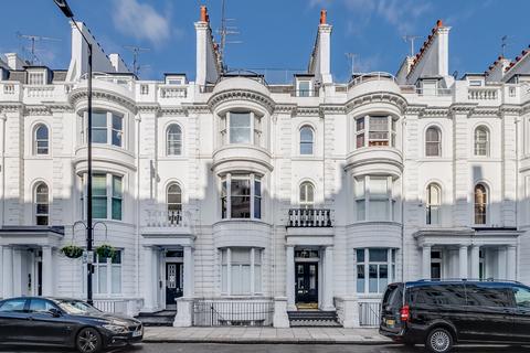 2 bedroom flat for sale, Gloucester Terrace, Bayswater, London