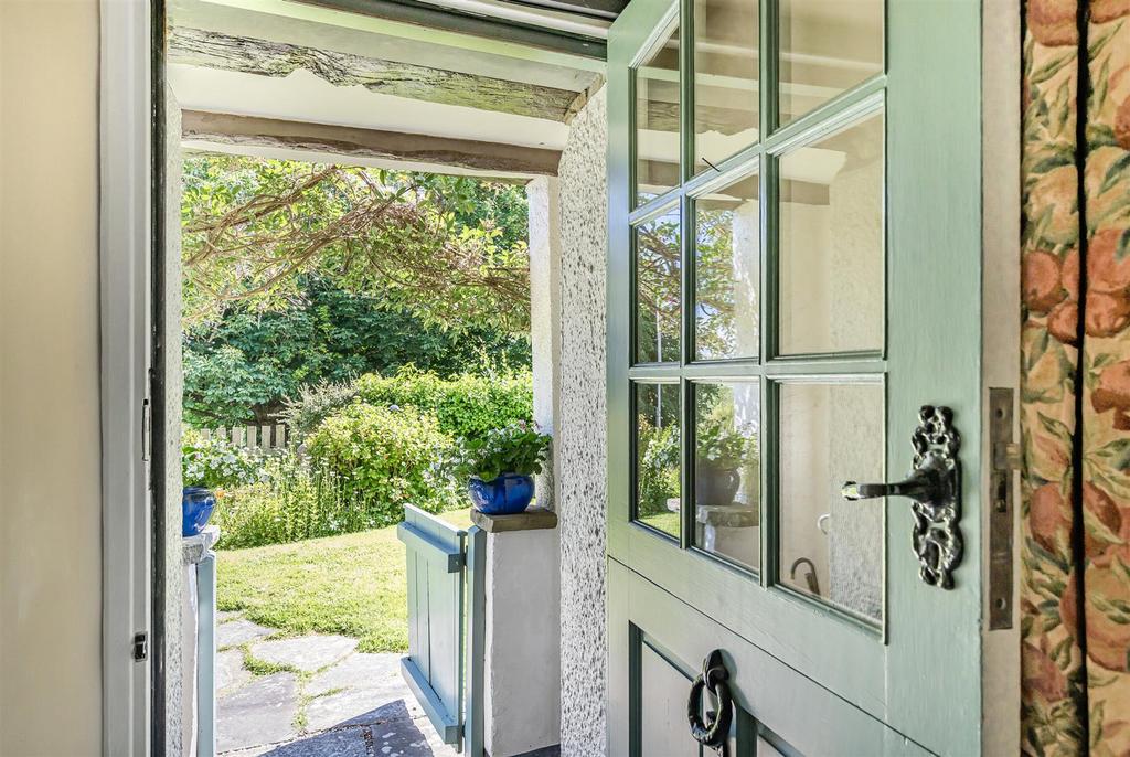 Door &amp; Garden
