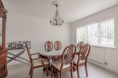 1 Padstow Close, Slough, SL3 7HF