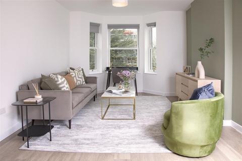 undefined, Nightingale Walk,, Farnham