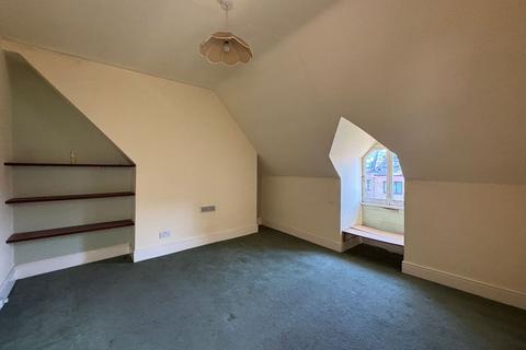 5 Argyle Road, London, W13 0LN