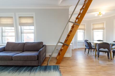 1 bedroom flat to rent, Mount Street, London, W1K.