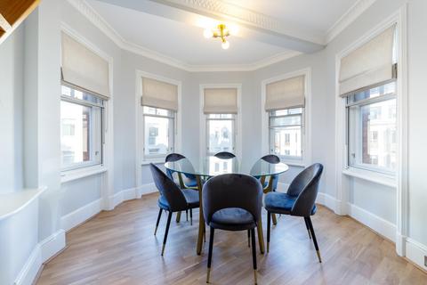 1 bedroom flat to rent, Mount Street, London, W1K.