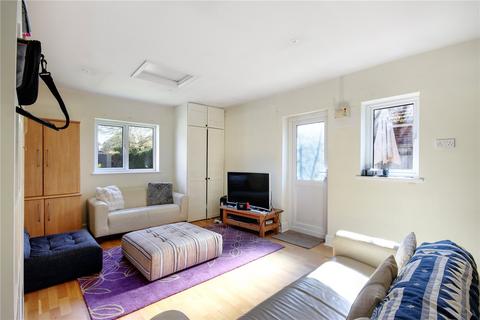 3 bedroom detached house for sale, Bullfinch Lane, Sevenoaks, England, TN13