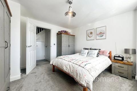 2 bedroom duplex for sale, Blacksmith Close, Aldershot, Hampshire