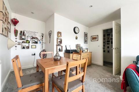 2 bedroom duplex for sale, Blacksmith Close, Aldershot, Hampshire