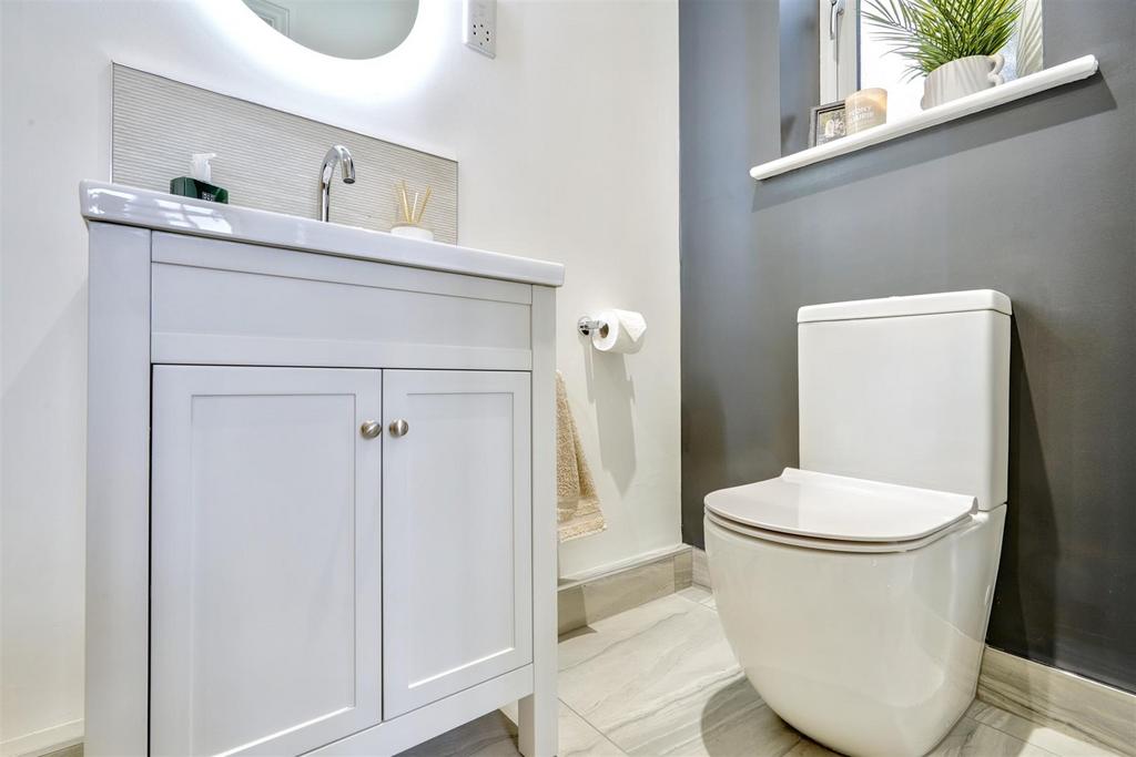 En-Suite Shower Room