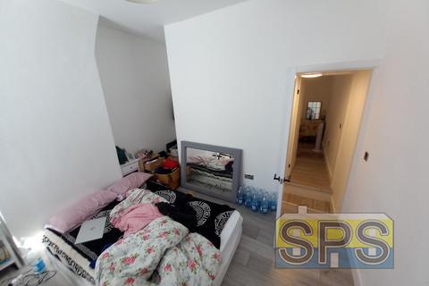 2 bedroom terraced house for sale, Garnet Street, Stoke-on-Trent ST1