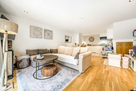 undefined, Fraser Road, Greenford UB6