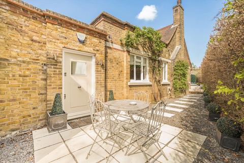 4 bedroom detached house for sale, Margravine Gardens, London W6