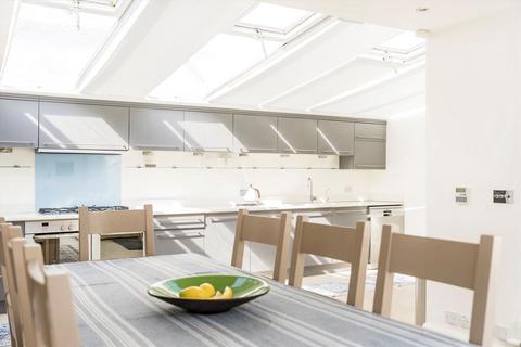 4 bedroom detached house for sale, Margravine Gardens, London W6