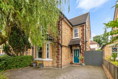 4 bedroom semi-detached house for sale, St. Helens Road, Eccleston Park, L34