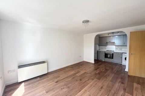 2 bedroom apartment to rent, Coral Park, Maidstone