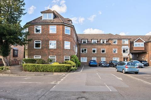 2 bedroom flat for sale, Market Square, Alton, Hampshire, GU34