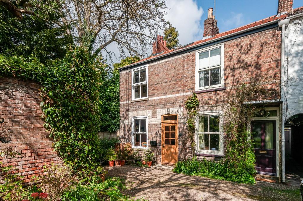 3 Parkway Cottages1.jpg