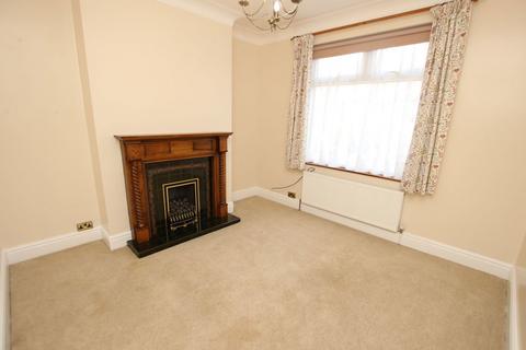 4 bedroom semi-detached house for sale, Locke Avenue, Barnsley, S70 1QH