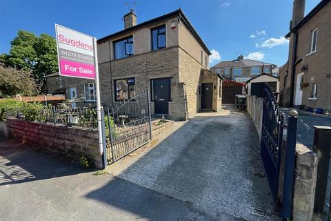 3 bedroom semi-detached house for sale, Low Ash Drive, Wrose, Shipley