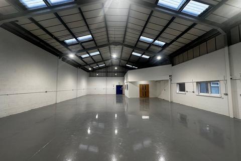 Industrial unit to rent, Bay 1, G8 Business Park, Kidderminster, DY11 7HJ