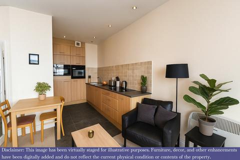 3 bedroom maisonette for sale, Paragon Court Flats, The Paragon, Tenby, Sir Benfro, SA70