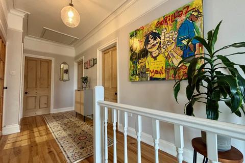 Flat 2, 408 Gloucester Road, Cheltenham, GL51 7TB