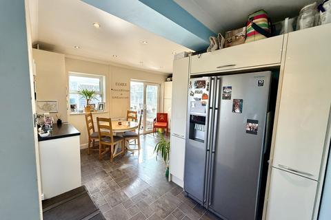 3 bedroom terraced house for sale, Portfield Avenue, Haverfordwest, Pembrokeshire, SA61