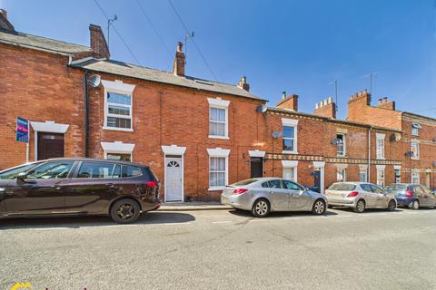 2 bedroom terraced house to rent, Marlborough Place, Banbury OX16